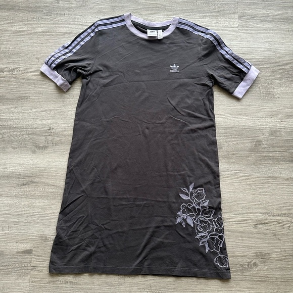 adidas Originals Dresses & Skirts - Adidas embroidered floral mini dress Sz S distressed look